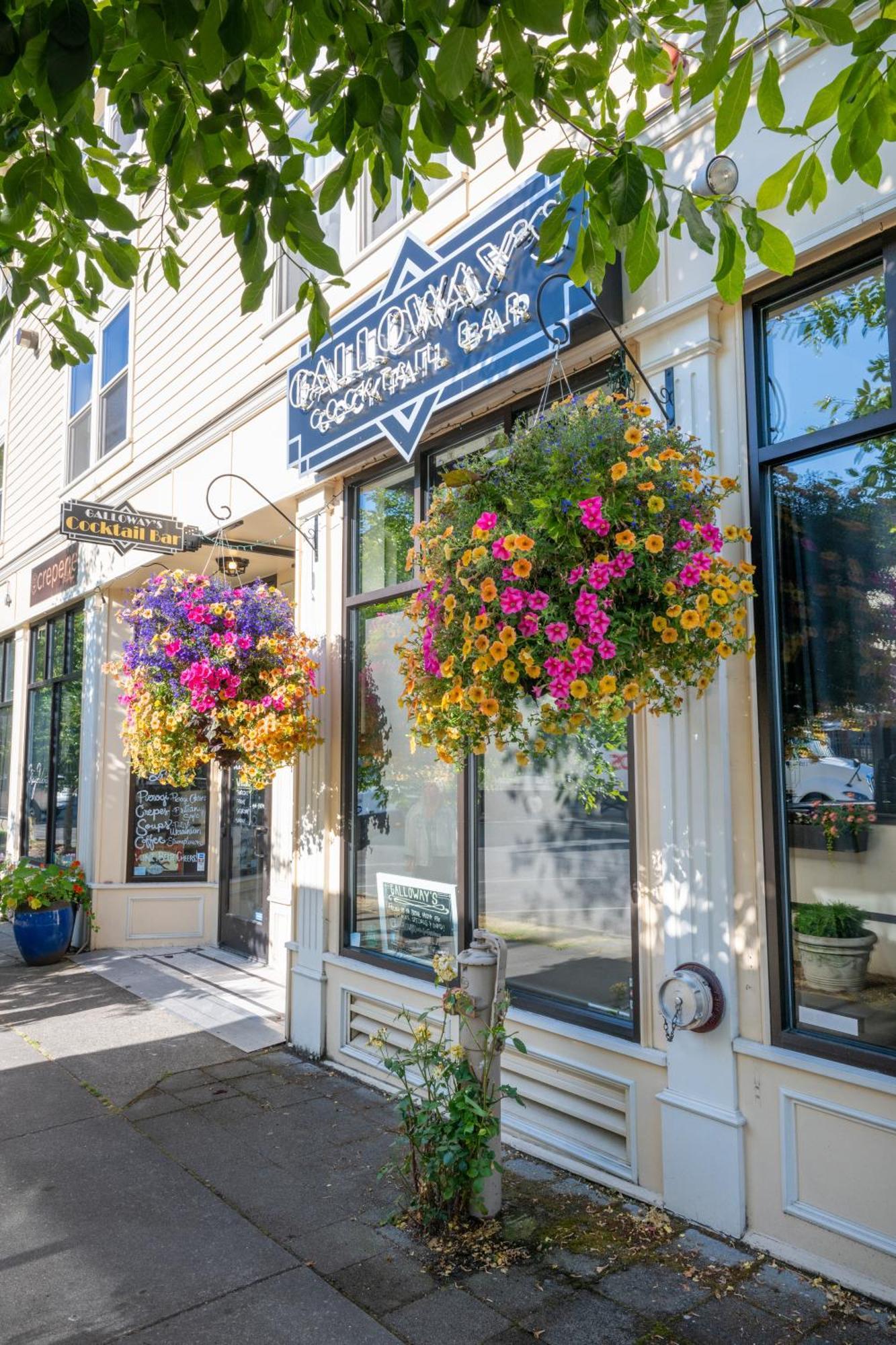 Fairhaven Village Inn Белингам Екстериор снимка