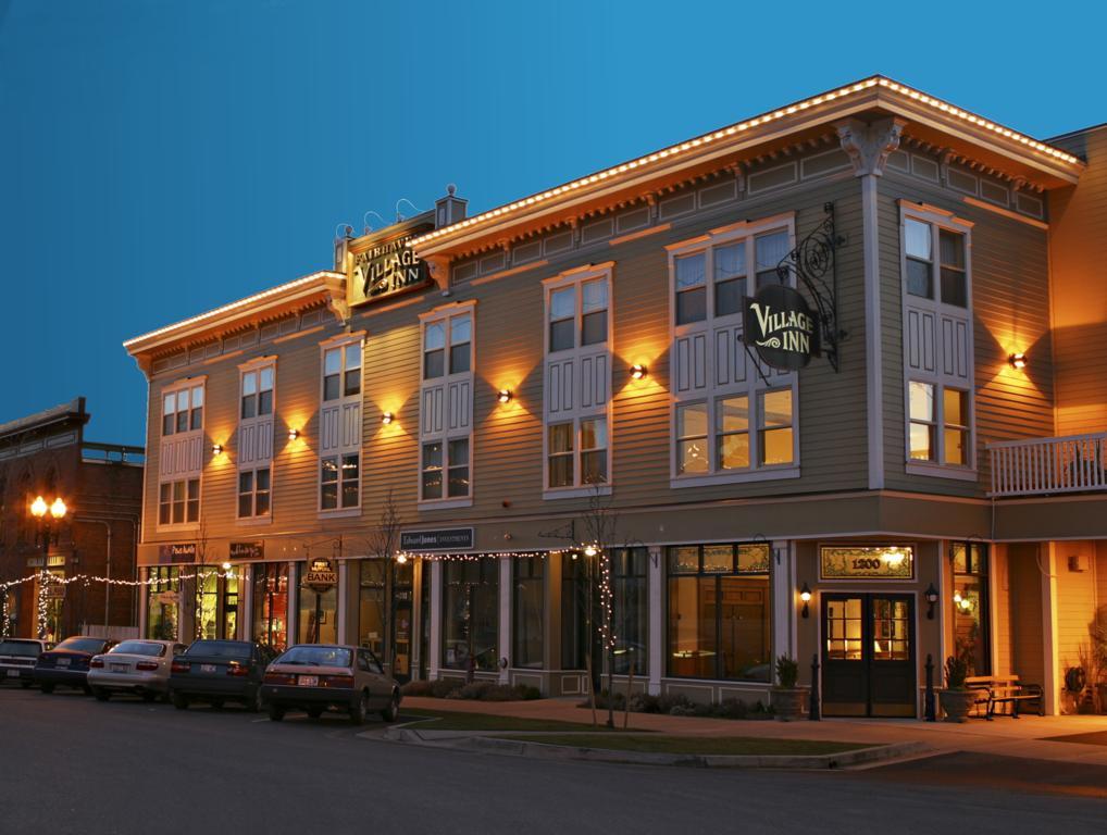 Fairhaven Village Inn Белингам Екстериор снимка